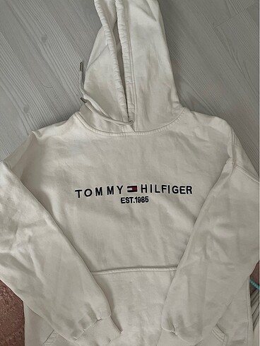 Tommy Hilfiger eşofman takımı