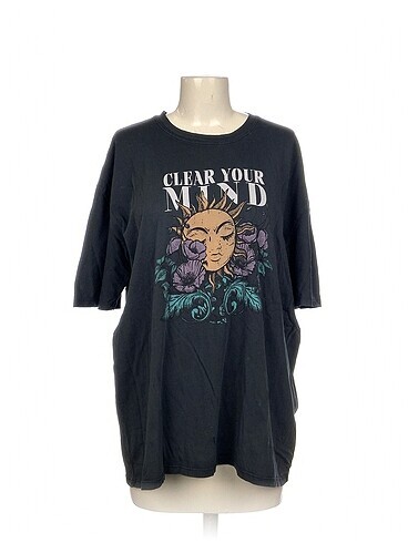 Addax T-shirt %70 İndirimli.