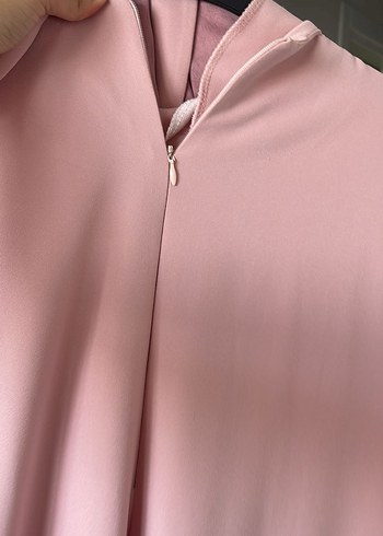 40 Beden Piliseli Kol Detaylı Pembe Uzun Elbise