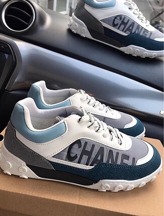 Chanel model