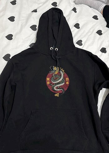 Siyah Kapüşonlu Uzun Kollu Sweatshirt