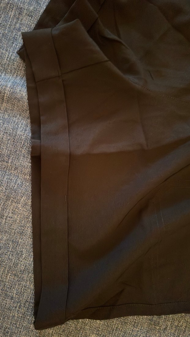 Beli Lastikli Kumaş Şort - Görsel 3