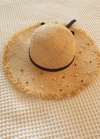 Boncuklu Hasır Şapka