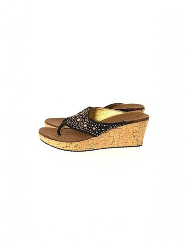 PreLoved Terlik %70 İndirimli.