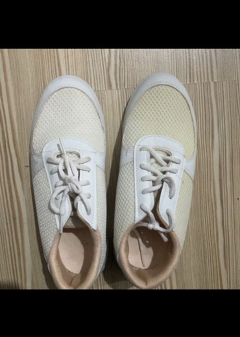 Beyaz Kadın Spor Ayakkabı Velcro Detaylı - Görsel 3