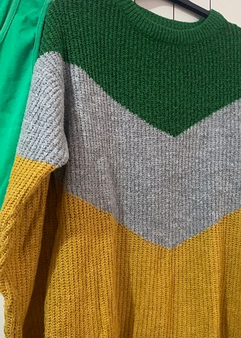 Gri-Yeşil-Sarı Renkli Örgü Kadın Kazak - Görsel 4