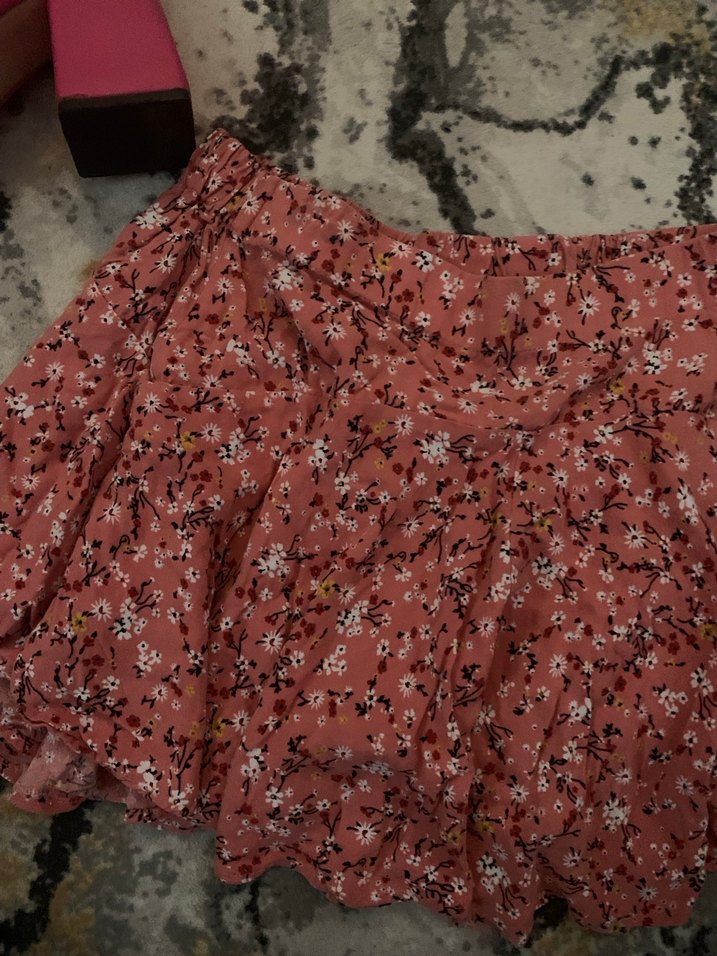 Pembe Renkli Fırfırlı Mini Etek - Görsel 4