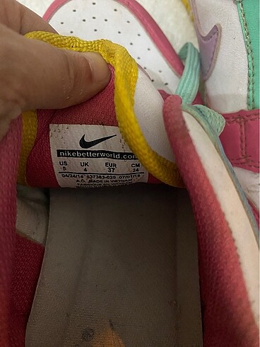 37 Beden çeşitli Renk Nike air dunk