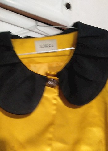 44 Beden Sarı saten mini ceket