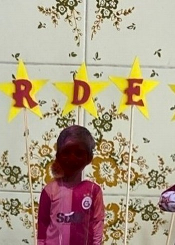 Renkli Parti Harf Süsleme Banner - Görsel 2