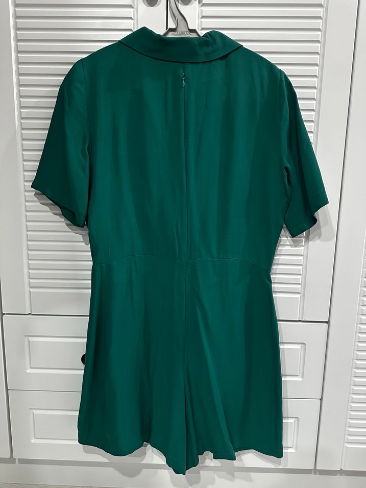 Drapeli V Yaka Yeşil Kadın Tulum - Görsel 2