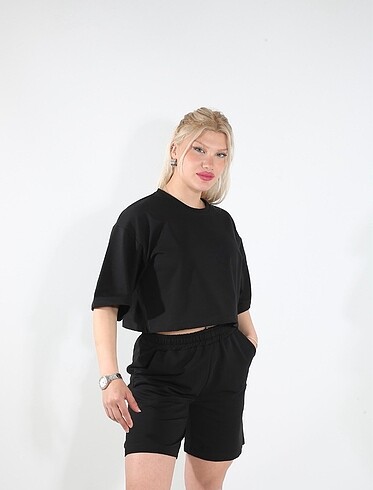 Siyah crop Tişört