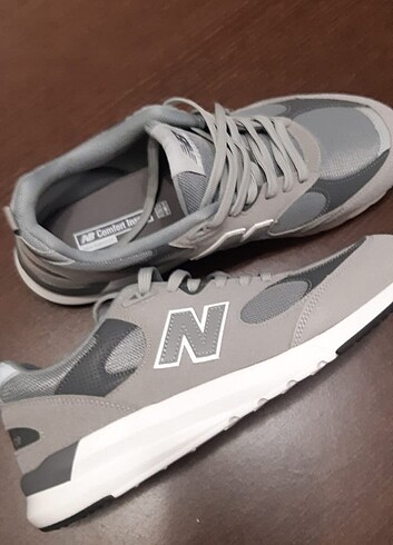 NEW BALANCE 109 SIFIR 44.5 NUMARA ORİJİNAL SPORAYAKKABI