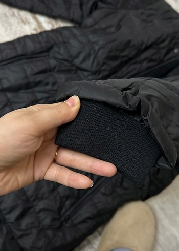 Siyah Kadın Kapüşonlu Günlük Mont - Görsel 5