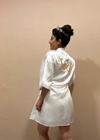 Beyaz Kısa Kollu Bride Yazılı Kadın Sabahlık - Görsel 2