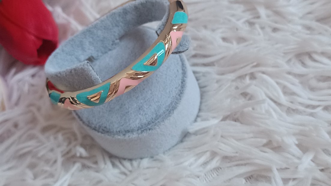 Klasik Zarafet Yılan Desenli Altın Bileklik - Görsel 4