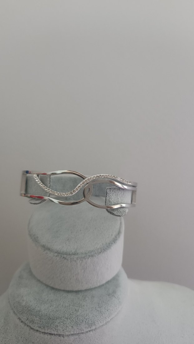 Altın Renkli Kadın Bileklik - Görsel 5