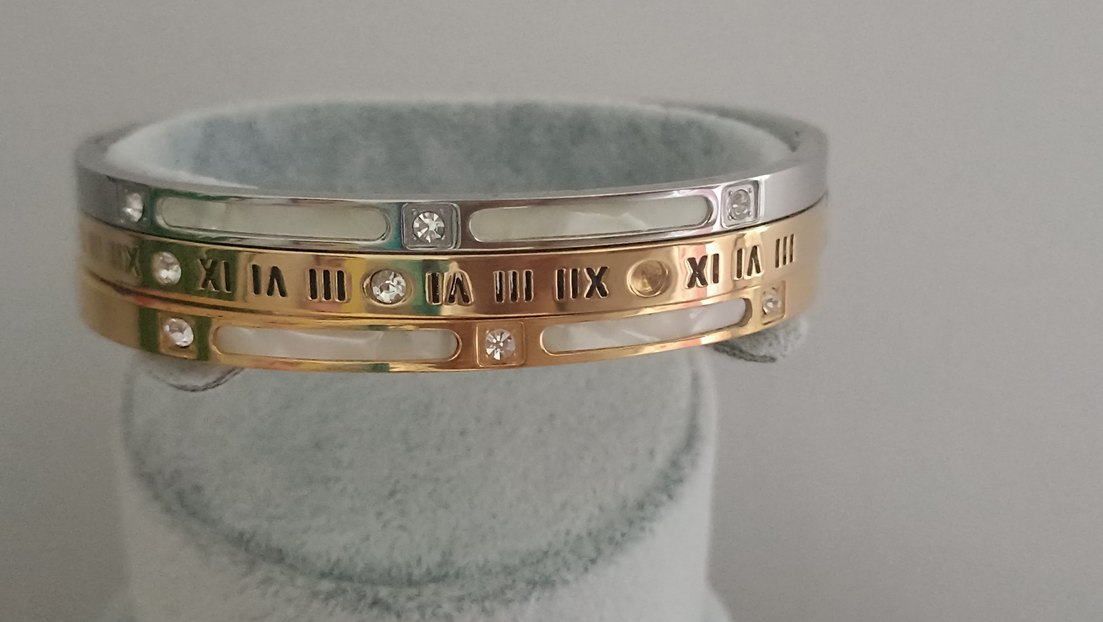 Altın Renkli Kadın Bileklik - Görsel 2