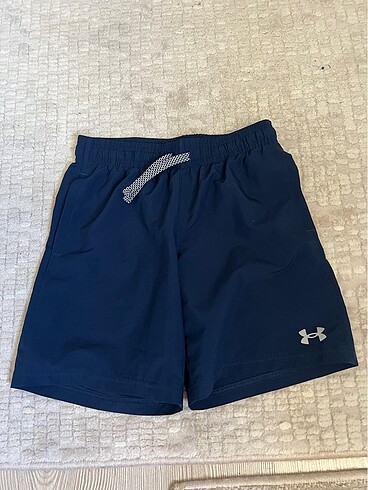 Under armour çocuk şort