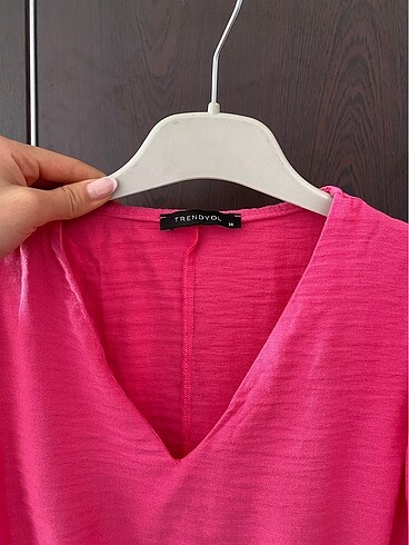 Trendyol & Milla Pembe crop bluz