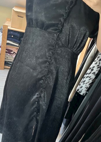 Siyah Midi Elbise V Yaka Düğmeli - Görsel 4