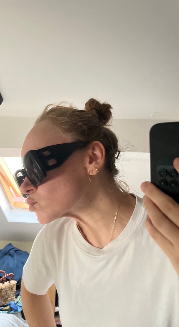 Siyah Burberry güneş gözlüğü - Görsel 2