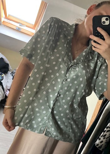 Mint Puantiyeli V Yaka Düğmeli Kadın Gömlek - Görsel 7