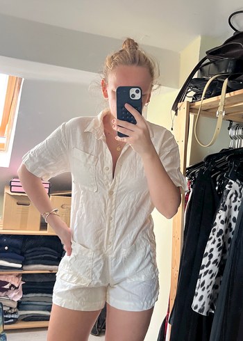 Beyaz Kısa Kollu Mini Tulum - Görsel 3