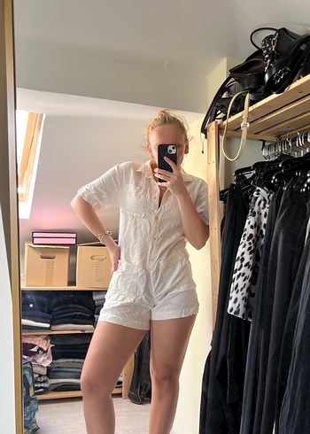 Beyaz Kısa Kollu Mini Tulum - Görsel 2