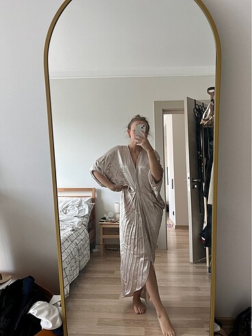 Zara saten elbise