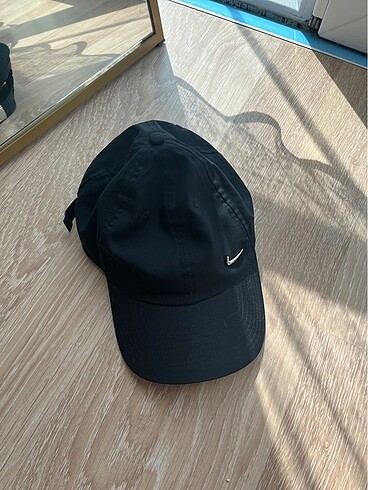 Nike şapka