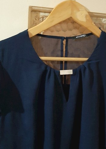 Beymen Marka Xs beden yakasi lastik detay tshirt cok iyi durumda - Görsel 3