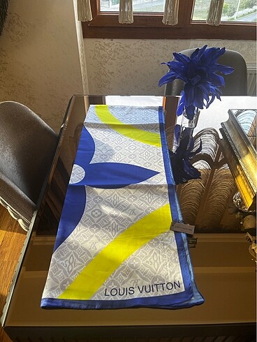 Louis Vuitton Lv Şal