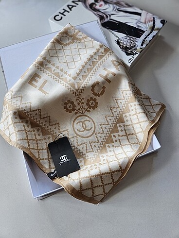 Chanel vual ipek şal