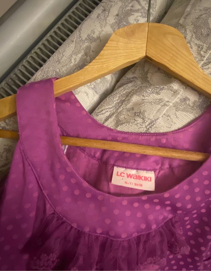 Kolsuz Mor Fırfırlı Bohem Kız Elbisesi - Görsel 2