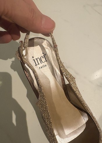 Gold simli abiye ayakkabı - Görsel 6