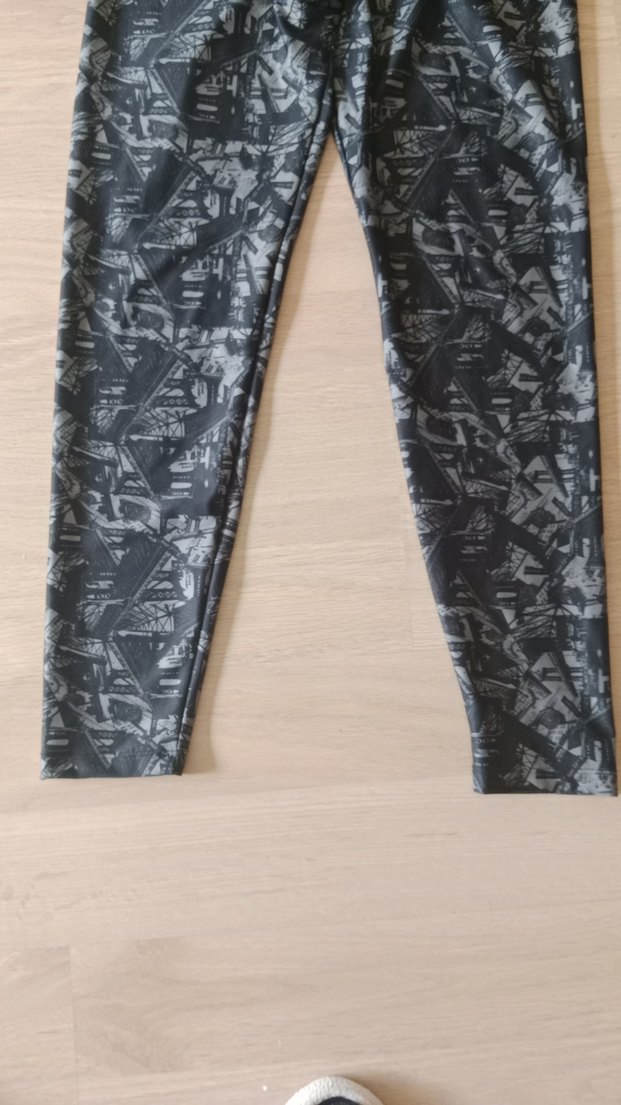 Gri Baskılı Streç Kadın Tayt - Görsel 4