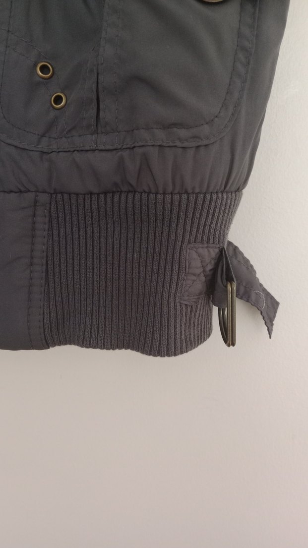 Gri Kürklü Kolsuz Kadın Yelek - Görsel 5