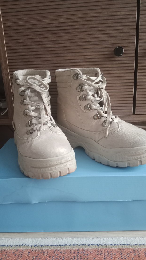 Beyaz Platform Topuklu Kadın Botları - Görsel 2