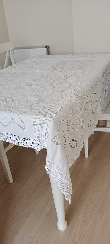 Masa örtüsü ve buzdolabı örtüsü dantel 