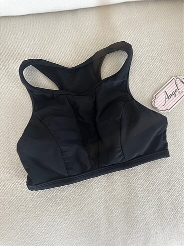 Diğer Ortası tül detay bikini üstü