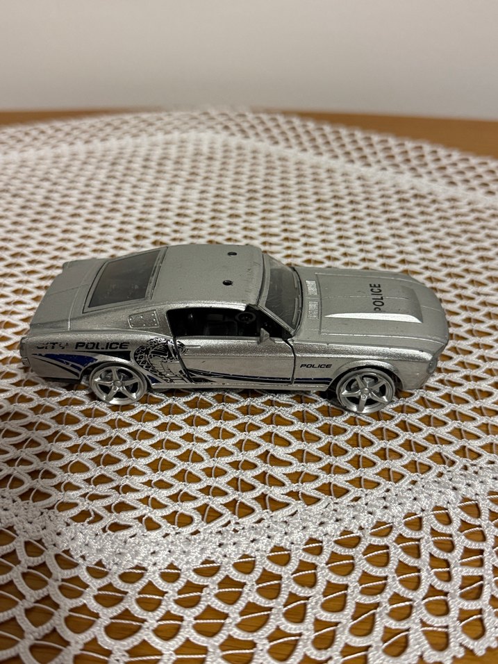 Gri Metalik Polis Oyuncak Araba - Görsel 2