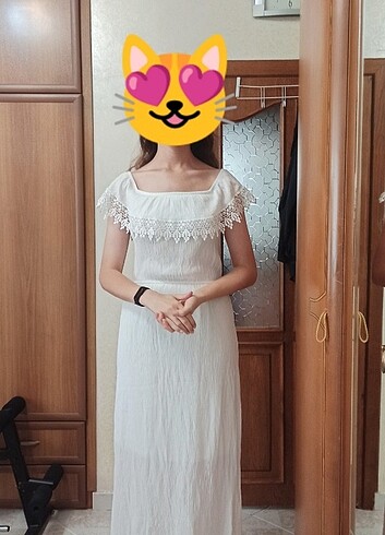 l Beden Omuz detaylı beyaz uzun elbise
