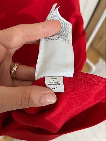 s Beden kırmızı Renk Nike sweatshirt