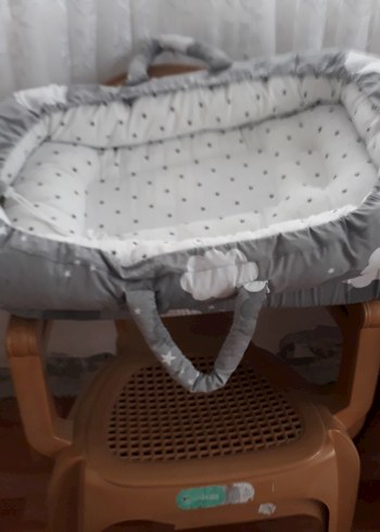 Gri Bulut Desenli Bebek Uyku Sepeti - Görsel 3