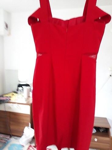 42 Beden kırmızı Renk Elbise
