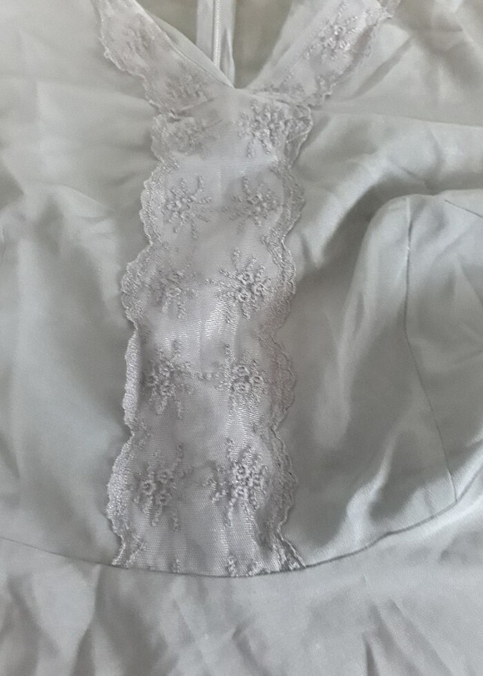 Elbise gayet yeni bir kere giyildi - Görsel 4