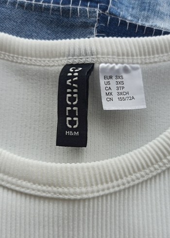 Yüksek Yakalı Beyaz Kolsuz Kadın Atlet - Görsel 2