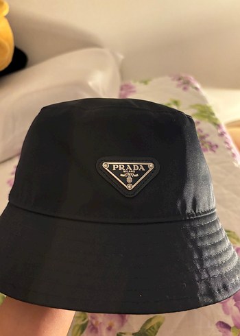 Prada Siyah Sapka