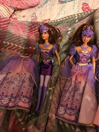 barbie ve üç silahşörler